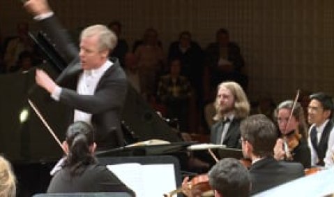 Turangalîla-Sinfonie: ein Dirigier-Meisterkurs mit David Robertson