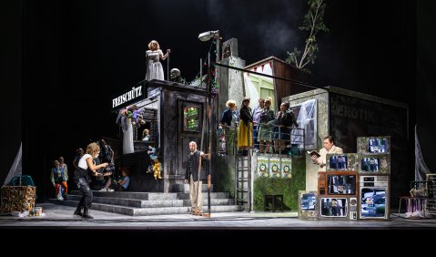 Der Freischütz: Ensemble, Chor, Statisterie. Foto: © Foto Christina Iberl Der Freischütz: Ensemble, Chor, Statisterie. Foto: © Foto Christina Iberl