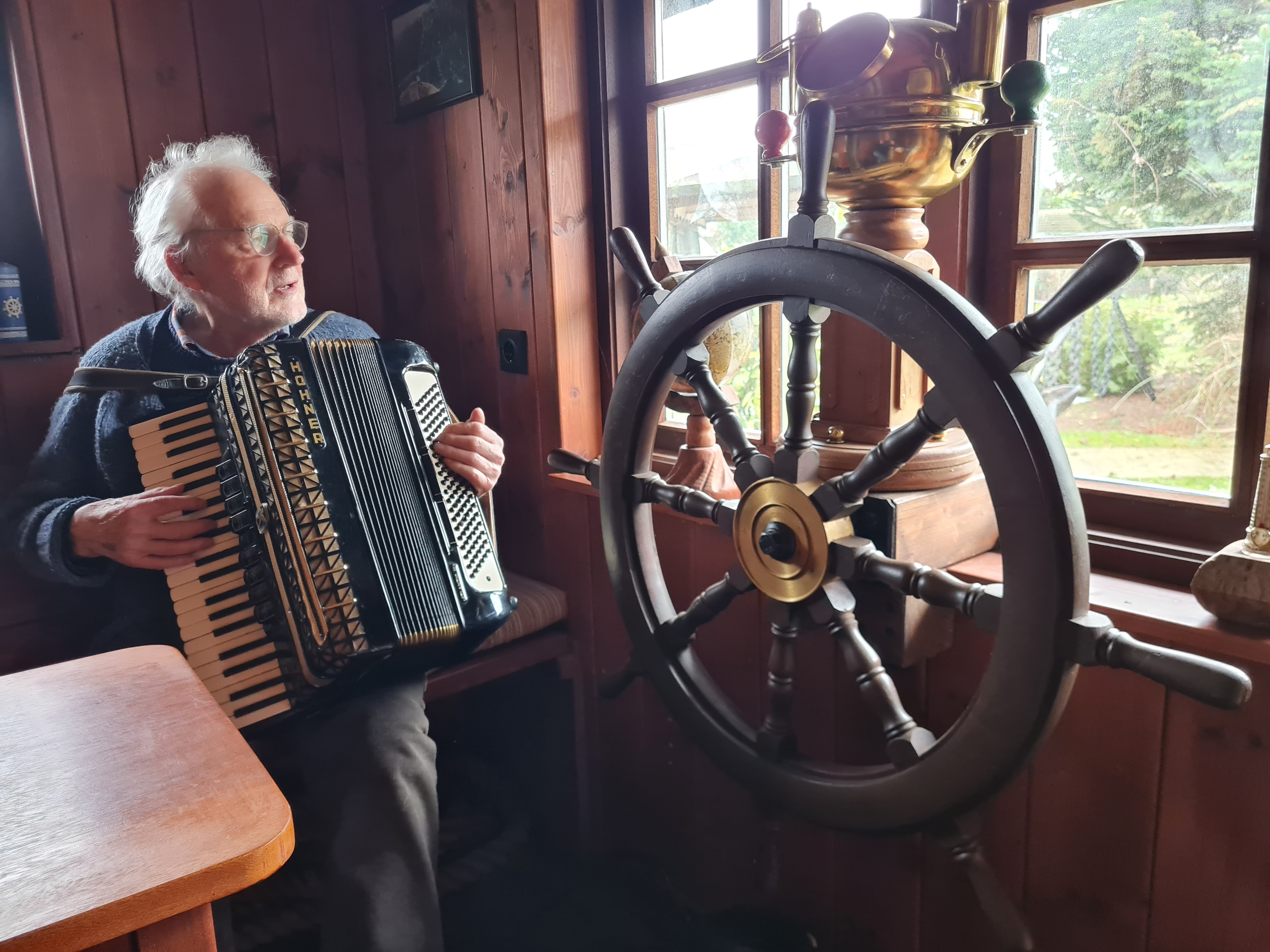 Der Seemann &ndash; den Blick immer leicht in die Ferne gerichtet. &copy; Ralf-Thomas Lindner