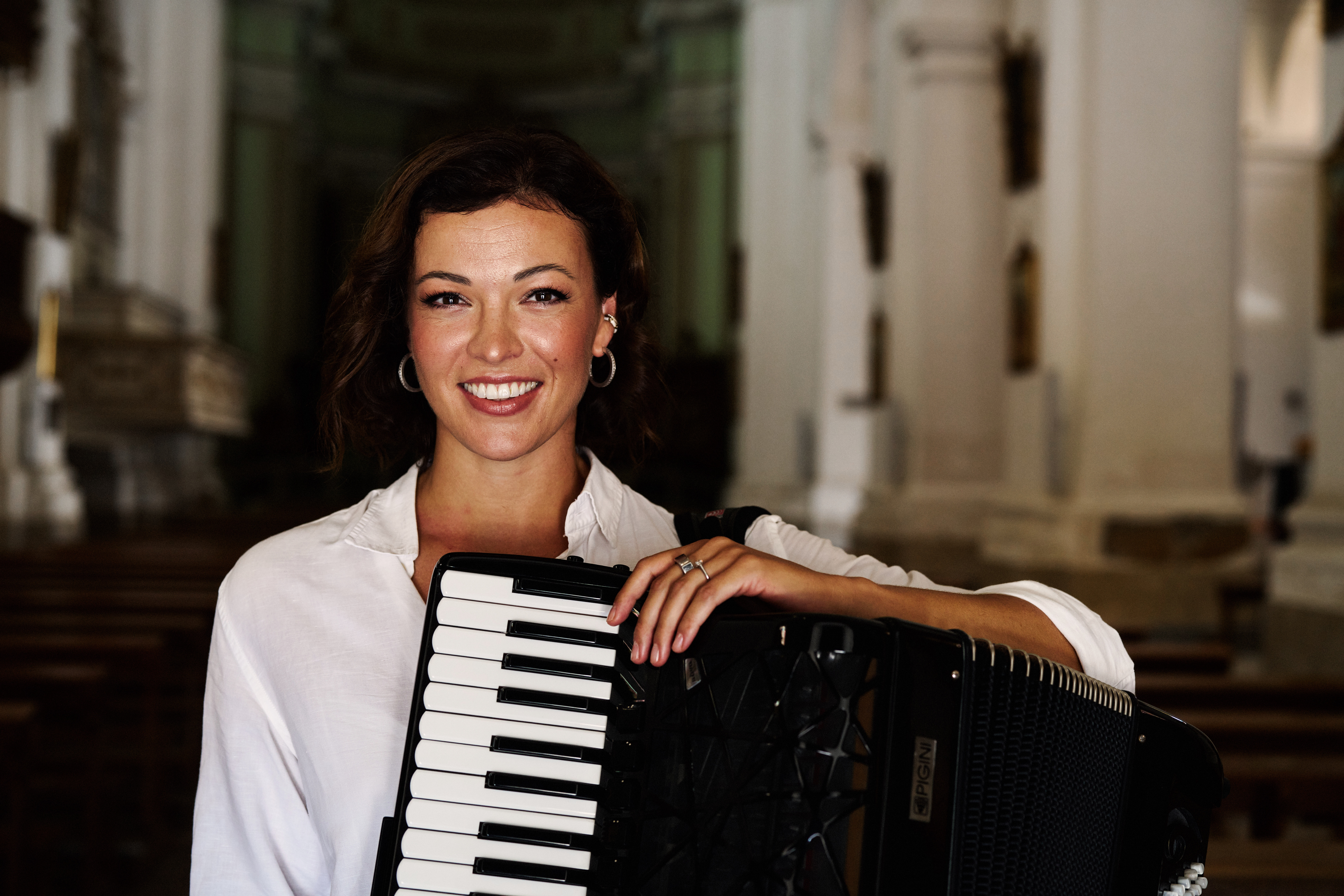 Die lettische Akkordeonistin Ksenija Sidorova ist Auftraggeberin und Widmungstr&auml;gerin zahlreicher Kompositionen f&uuml;r Akkordeon. &copy; Benne Ochs