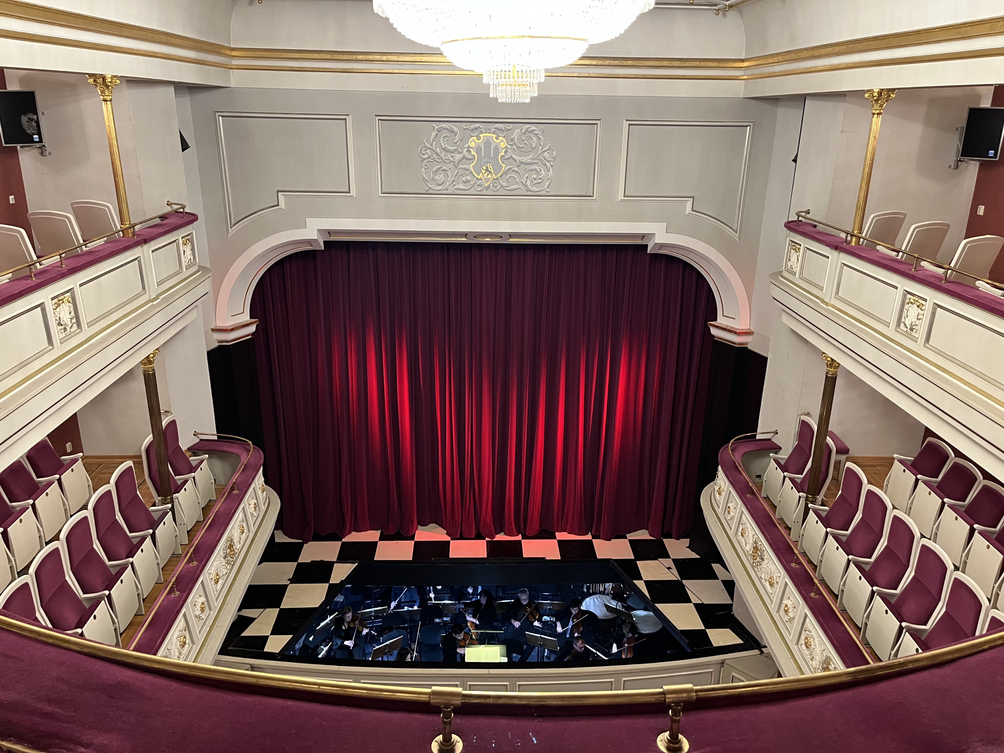 Freibergs &bdquo;Gute Stube&ldquo; &ndash; aus dem 2. Balkon. Foto: mku