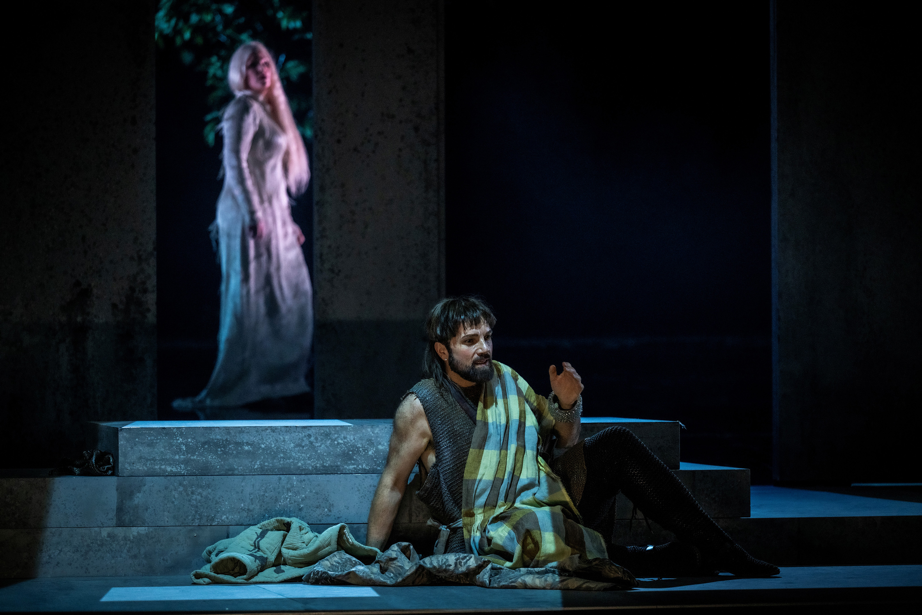 (vorne) Mirko Roschkowski (Fritjof), (hinten) Deirdre Angenent (Guatemi). Foto: Matthias Jung