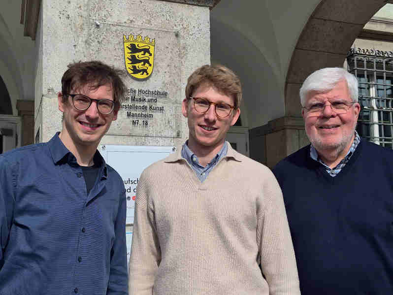 Prof. Andre Schoch, Niklas Austermann, Prof. Ehrhard Wetz (v. links n. rechts). Foto: Nico Lindenthal
