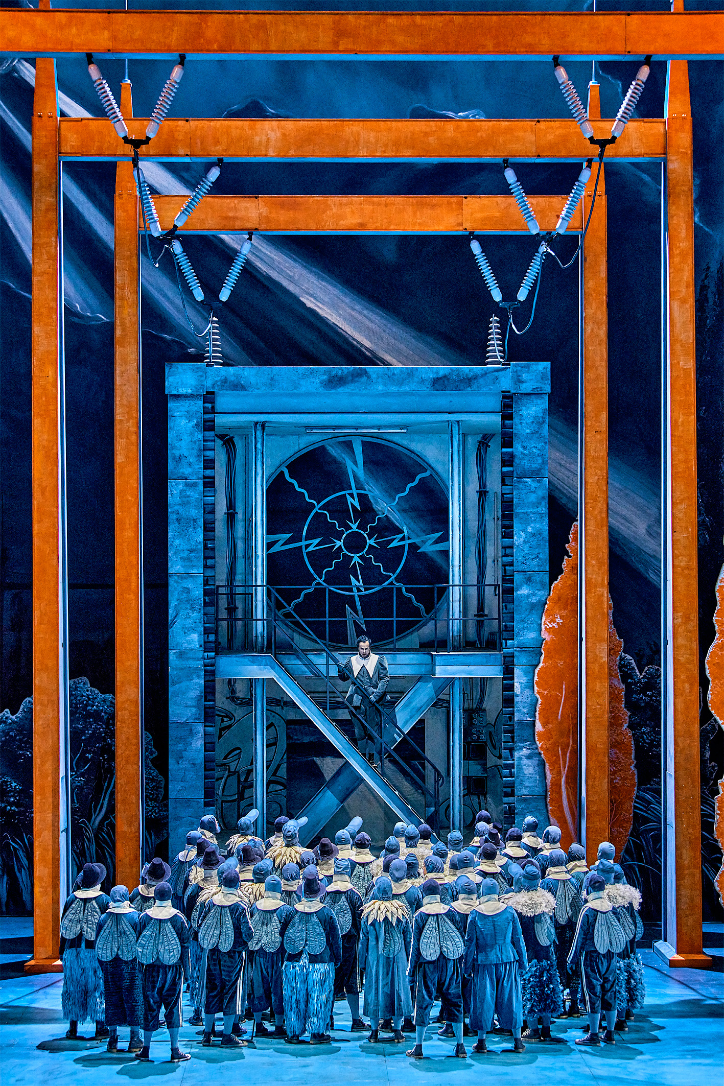 Lohengrin. II. Akt. Michael Kupfer-Radecky (Der Heerrufer des Königs), Chor der Bayreuther Festspiele. © Bayreuther Festspiele / Enrico Nawrath