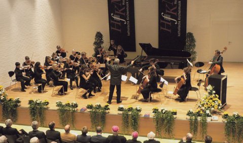 Die Frühförderklasse der HfKM unter der Leitung von Jewgeni Kerschner (Foto: Koch)
