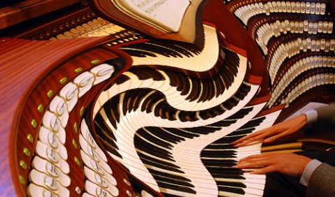 taktlos: Orgel im Strudel des Zeitgeistes - Grafik: nmz