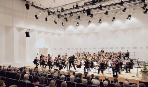Fein abgestimmte Raumakustik: der Proben- und Kammermusiksaal des Orchesterzentrums NRW. Foto: Georg Schreiber
