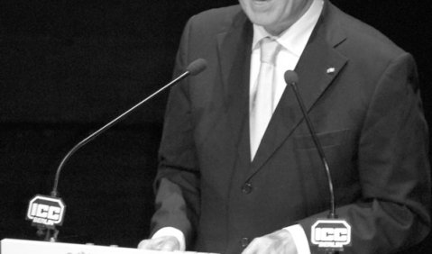 Bundespräsident Horst Köhler machte in seiner Eröffnungsrede die Bedeutung der Musikschulen für die Bildungslandschaft deutlich.  Videostream unter www.nmzmedia.de