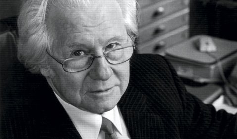 Zuhause in Musik und Malerei: Günter Philipp. Foto: privat