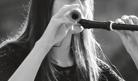 Am Ende wurde ihr Mut belohnt: Sophie Schambeck erhielt, zusammen mit Georg Razumovskij, Kevin Konstantin Mantu, Katharina Martini und Franz Ferdinand August Rieks den mit 3.000 Euro dotierten Preis der GVL. Foto: Sebastian Haeter