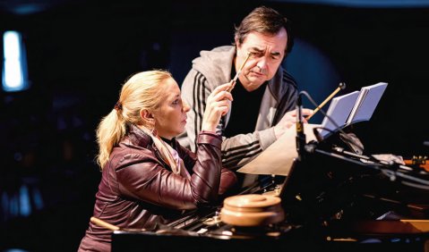 Tamara Stefanovich und Pierre-Laurent Aimard proben Stockhausens „Mantra“ für zwei Pianisten und Ringmodulation. Beide Fotos: Astrid Ackermann