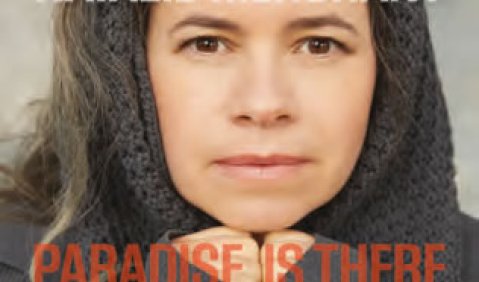 Natalie Merchant veröffentlicht mit „Paradise Is There – the New Tigerlily Recordings“ neue Aufnahmen und Interpretationen ihres Solodebüts „Tigerlily“ 