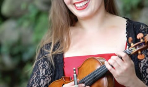 Julia Schröder.