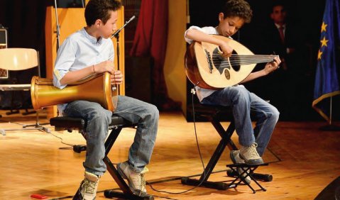 Oud kommt vom arabischen Wort „al-Oud“ für Holz. Das deutsche Wort für „Laute“ steckt darin. Foto: privat