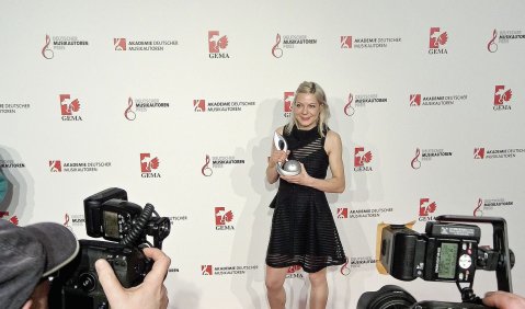 Steht seit Jahren ihre Frau im Musikbetrieb: „Nachwuchspreisträgerin“ Brigitta Muntendorf. Foto: Martin Hufner