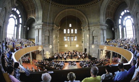 Die Staatsphilharmonie Rheinland-Pfalz in der Christuskirche. Foto: Bernd Essling