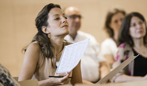Innerhalb des „Mozartlabors“ gab Christiane Karg einen Meisterkurs. Am 7. Juli zählt sie zu den Solisten von Beethovens „Ode an die Freude“, die beim G20-Konzert in der Elbphilharmonie erklingen wird. Foto: Susanne van Loon