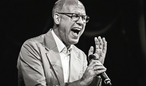 Im Dozententeam des neuen berufsbegleitenden Lehrgangs „Popgesang“: Prof. Sascha Wienhausen (Hochschule Osnabrück, Institut für Musik)
