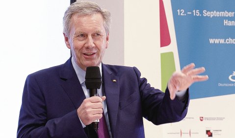 Bei der chor.com in Hannover sprach DCV-Präsident Christian Wulff (Foto: nmzMedia) mit nmz-Herausgeber Theo Geißler. Der Video-Mitschnitt ist abrufbar unter www.nmzmedia.de
