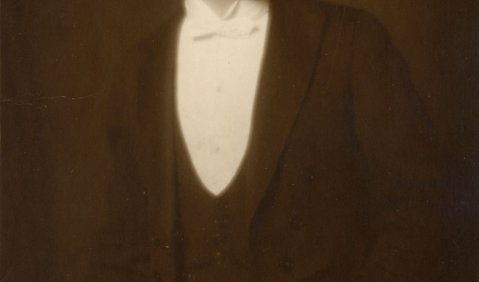 Der Komponist, Pianist und Dirigent Ernst Bachrich, 1892 in Wien geboren, 1942 im KZ Lublin-Majdanek ermordet. Foto: Arnold Schönberg Center Wien
