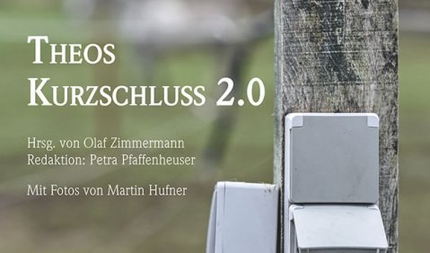 Theo Geißler: Theos Kurzschluss 2.0, mit Fotos von Martin Hufner, hrsg. von Olaf Zimmermann, ConBrio Verlag, Regensburg 2022, 200 S., € 12,80, Abb., ISBN 978-3-949425-01-1