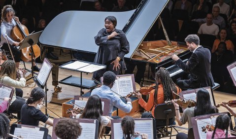 Glass Marcano und Gerard Aimontche mit dem Chineke-Jugendorchester auf dem Lucerne Festival. Foto: Patrick Hürlimann