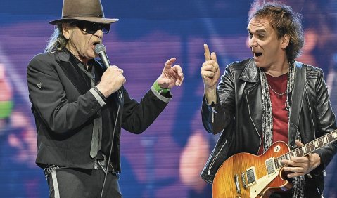 Udo Lindenberg und Jörg Sander beim Soundcheck. Foto: Bernd Schweinar