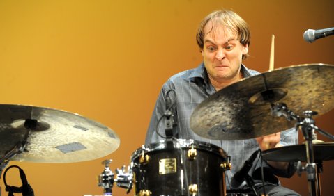 Echter „leading drummer“: Ari Hoenig – Gewinner des BMW Welt Jazz Awards 2013. Foto: Ssirus W Pakzad