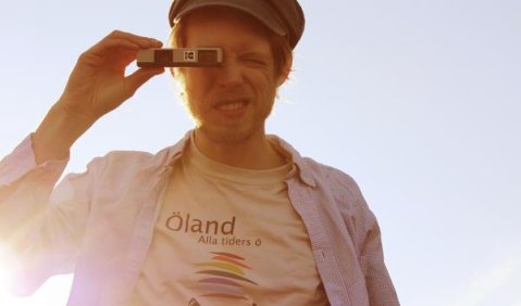 Zählt fünf und zwei zusammen und lebt uns einige Monate voraus: Kristofer Aström. Foto: Promo