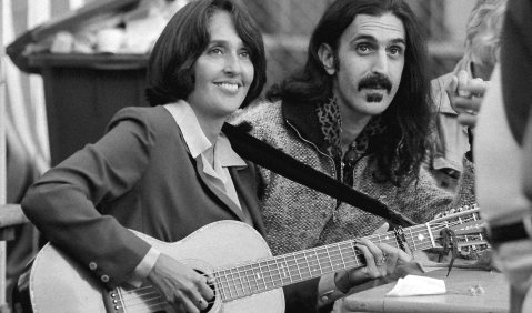 Joan Baez und Frank Zappa 1978. Foto: Hans Kumpf