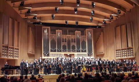 Applaus für das MDR-Sinfonieorchester unter Eugene Tzigane im Brucknerhaus Linz. Foto: Juan Martin Koch