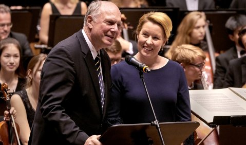 Martin Maria Krüger und Franziska Giffey. Foto: Jens Gerber - Deutscher Musikrat