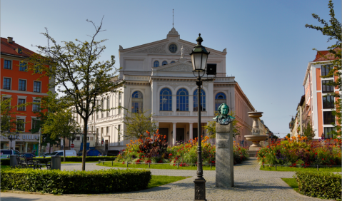 #wiederamPlatz: Gärtnerplatztheater kehrt nach Sanierung zurück. Foto: Presse, Christian POGO Zach