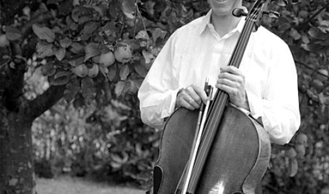 Der Cellist und Komponist Graham Waterhouse. Foto: http://www.arbc.de/Waterhouse/