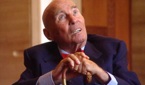 „Mit jeder Arbeit befreit man sich von einer Denklast.“ Hans Werner Henze in Münster. Foto: Stefan Pieper