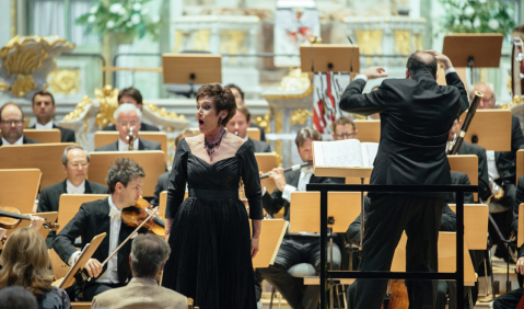 Dresdner Festspielorchester unter der Leitung von Ivor Bolton, mit Waltraud Meier am 10. Juni 2017 in der Frauenkirche. Foto: Oliver Killig, Musikfestspiele DD