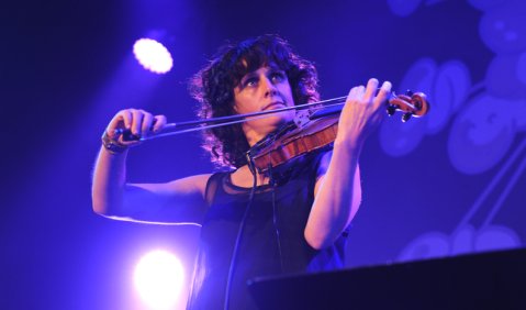 Mit Verve und Widerhaken: Jenny Scheinman in Saalfelden. Foto: Ssirus W. Pakzad