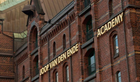 Die Joop van den Ende Academy schließt in Hamburg. Foto: screenshot Homepage