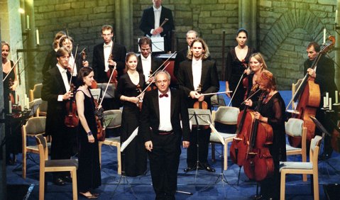 An Sandor Vegh geschulter Orchesterklang: Die Kammerphilharmonie Amadé. Foto: Michael Gottschalk