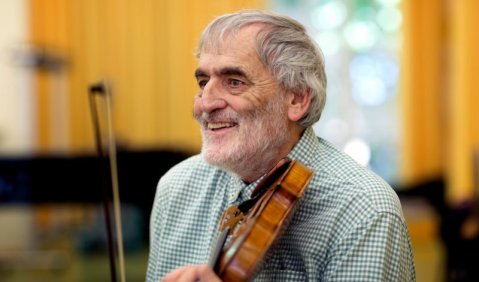 Foto: Helmut Lachenmann im Komponistenatelier zu seinem neuen Werk „My Melodies“ (c) Astrid Ackermann