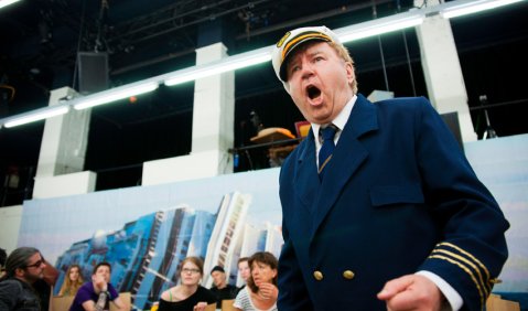 Wagner-Sänger im Unruhestand: Rainer Goldberg im Berliner „Lehrstück“. Foto: www.thepaulgreen.com