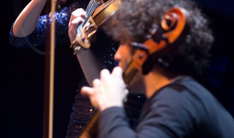 Esther Hoppe und Nicolas Altstaedt beim Münchener Kammerorchester. Foto: Florian Ganslmeier
