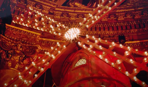 Musical «Moulin Rouge!» vor dem Start in Köln. Foto: Sceenshot Youtube
