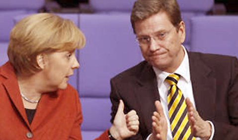 An bildungspoilitische Zusagen erinnert: Merkel, Westerwelle - Foto: bundestag