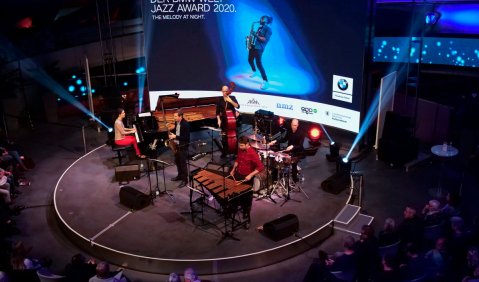 Das Andrea Hermenau Quintet in der BMW Welt München. Foto: TJ Krebs