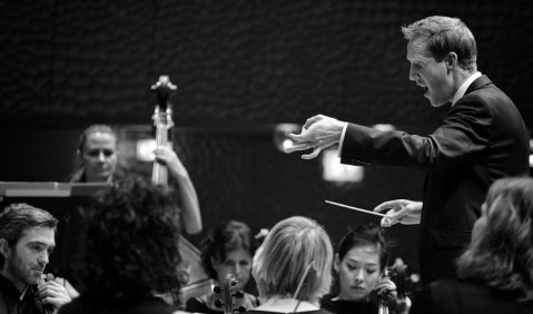 Foto: Matthias Heyde (aus der Vorstellung des Programms in der Elbphilharmonie Hamburg).