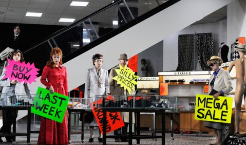 Kaufpanik mit Händel und Marthaler: „Sale“ in Zürich.  Foto: T+T Fotografie / Toni Suter + Tanja Darendorf