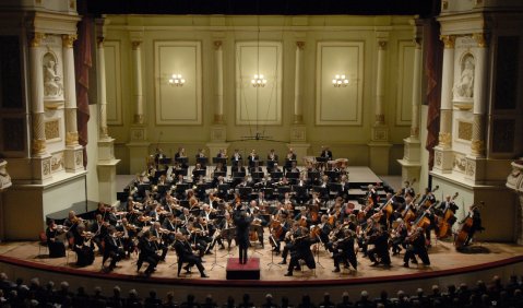 Die S&auml;chsische Staatskapelle Dresden in der Semperoper.