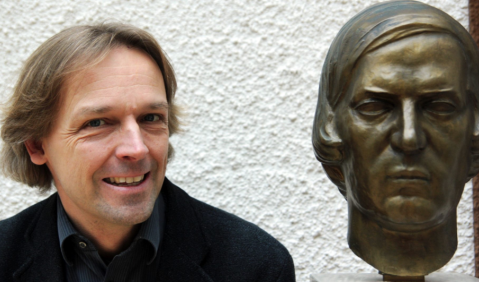  Thomas Synofzik erhält den Robert-Schumann-Preis der Stadt Zwickau. Foto: Stadt Zwickau