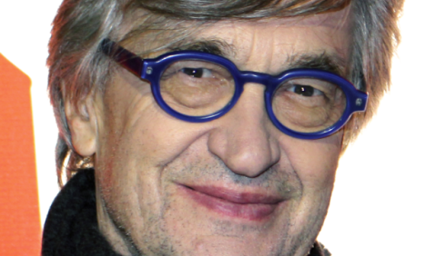 Wim Wenders bei der Berlinale 2015 zur Vorführung des Director's Cut seines Films Bis ans Ende der Welt im Eiszeit-Kino in Berlin-Kreuzberg. By Queryzo (Own work) [CC BY-SA 4.0 (http://creativecommons.org/licenses/by-sa/4.0)], via Wikimedia Commons  